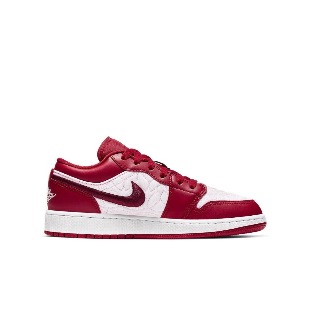 Air Jordan 1 Low SE Red Quilt GS, featuring premium red leather and quilted panels for a stylish look.