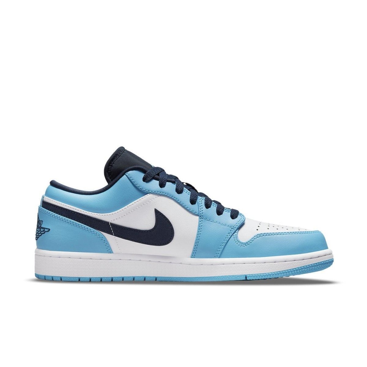 Jordan 1 Low UNC 2021 sneakers in white and University Blue with navy details and Jumpman logo.