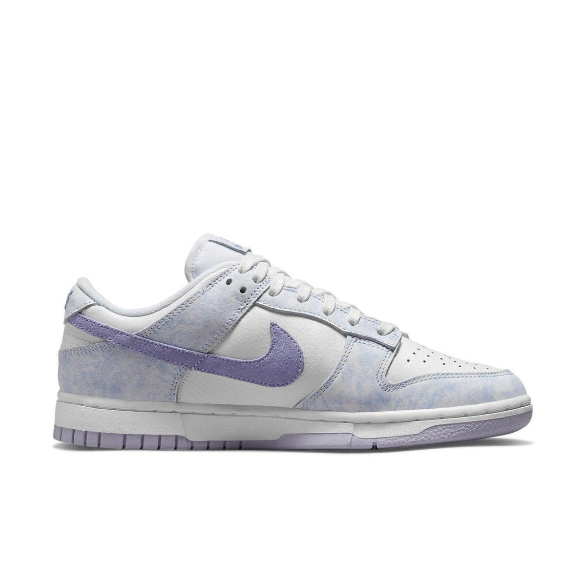 Nike Dunk Low Purple Pulse women's sneakers with tie-dye design in purple and white.