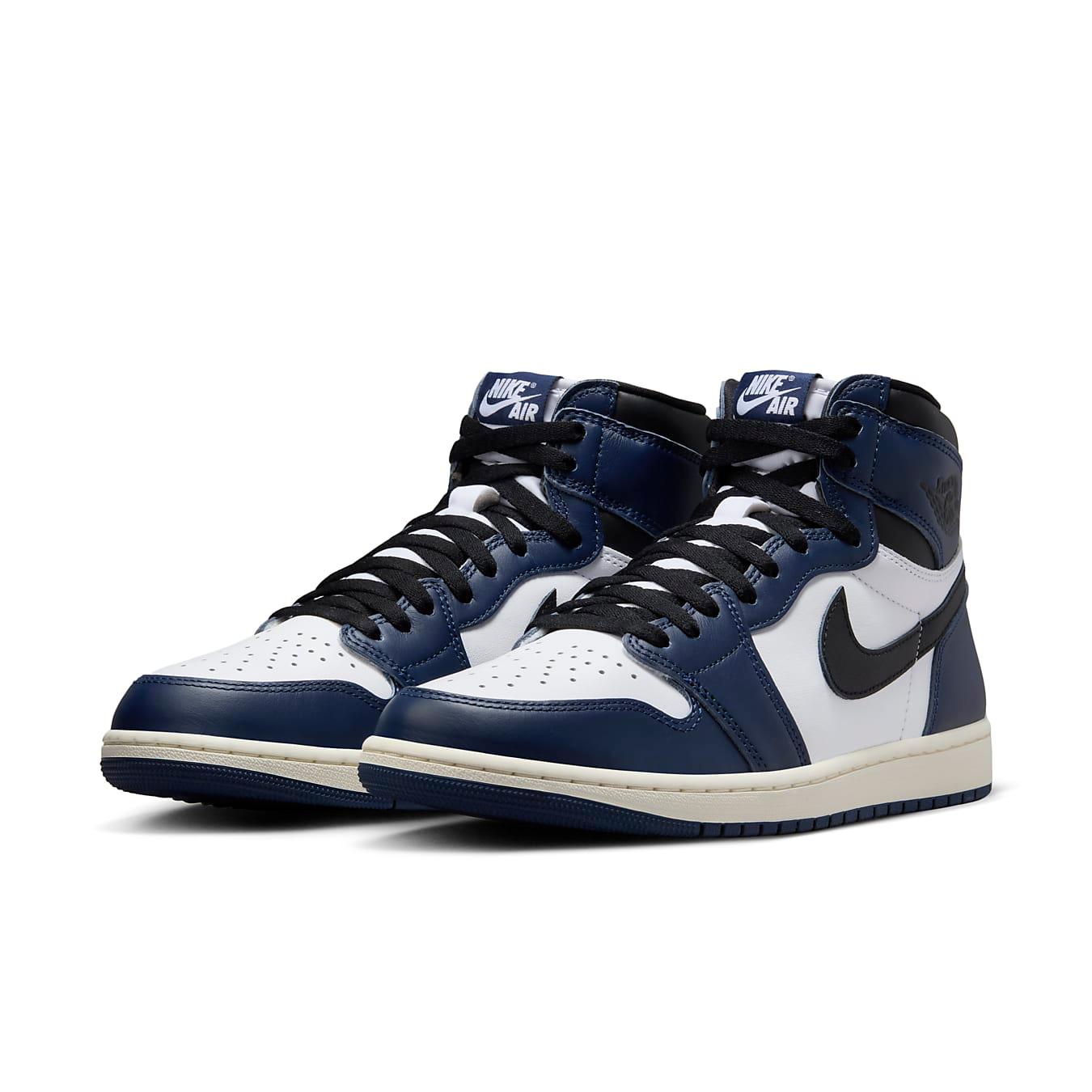 Jordan 1 Retro High OG Midnight Navy sneakers with iconic Nike Air logo and sleek design, ideal for collectors and sneakerheads.