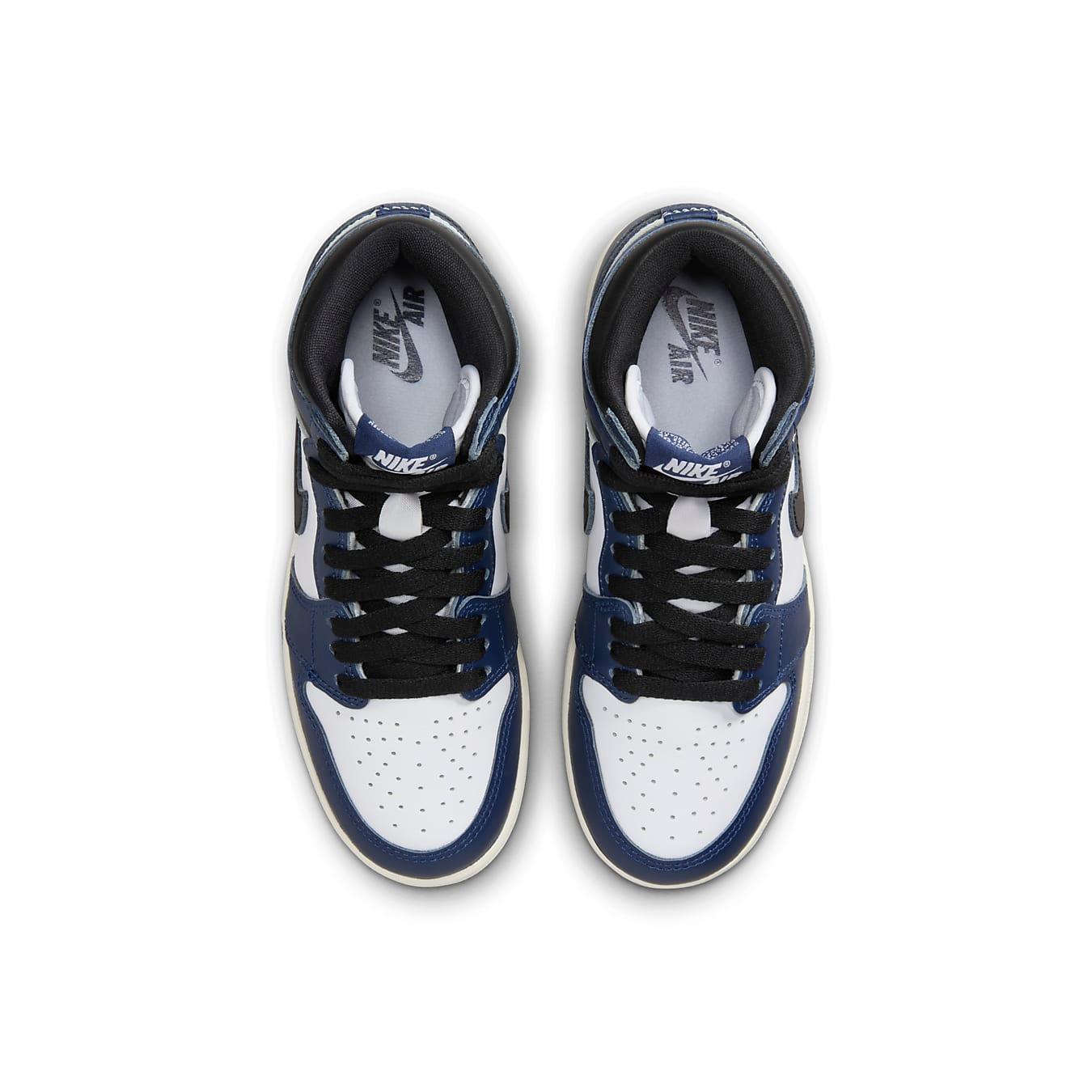 Top view of the Jordan 1 Retro High OG Midnight Navy (GS) sneakers featuring a white and navy colorway.