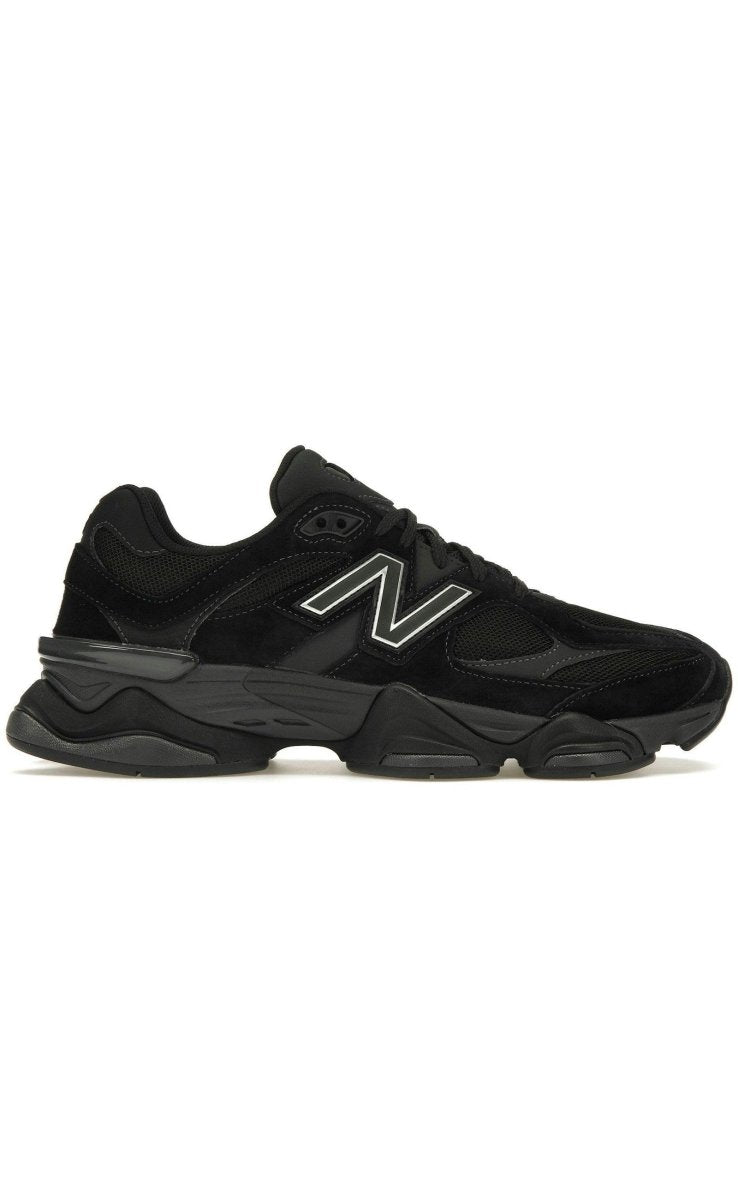 New Balance 9060 Black sneaker featuring breathable mesh and durable suede for style and comfort.
