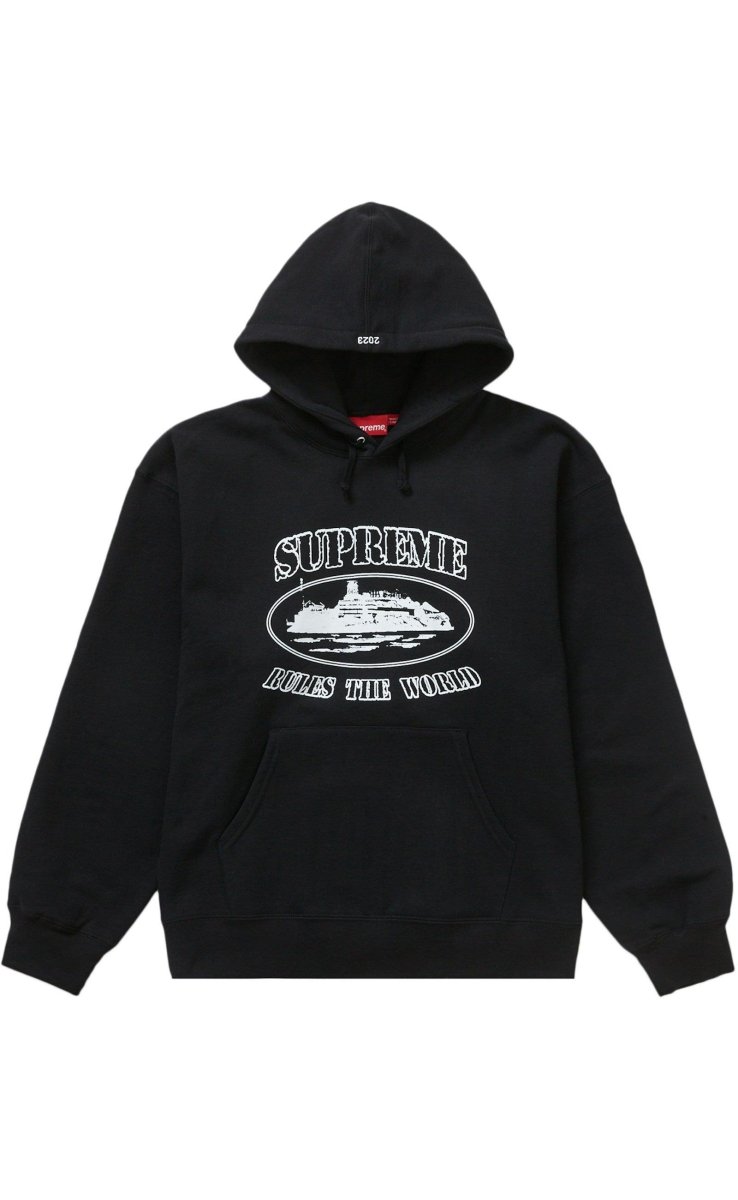 Supreme Corteiz Rules The World Hoodie in black featuring bold front graphic. Ideal for casual occasions.