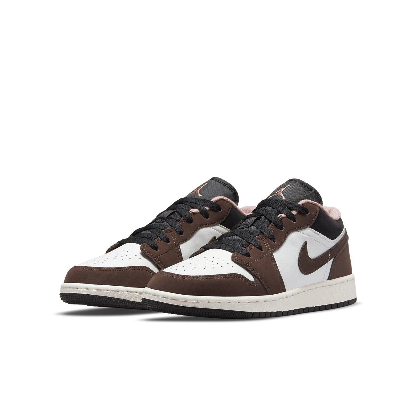 Air Jordan 1 Low Mocha (GS) sneakers in white and brown with black laces and a pink lining
