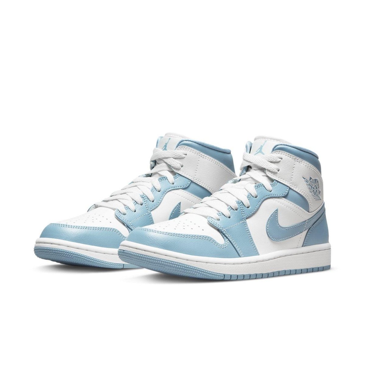 Air Jordan 1 Mid UNC (2022) sneakers for women in white and university blue leather.
