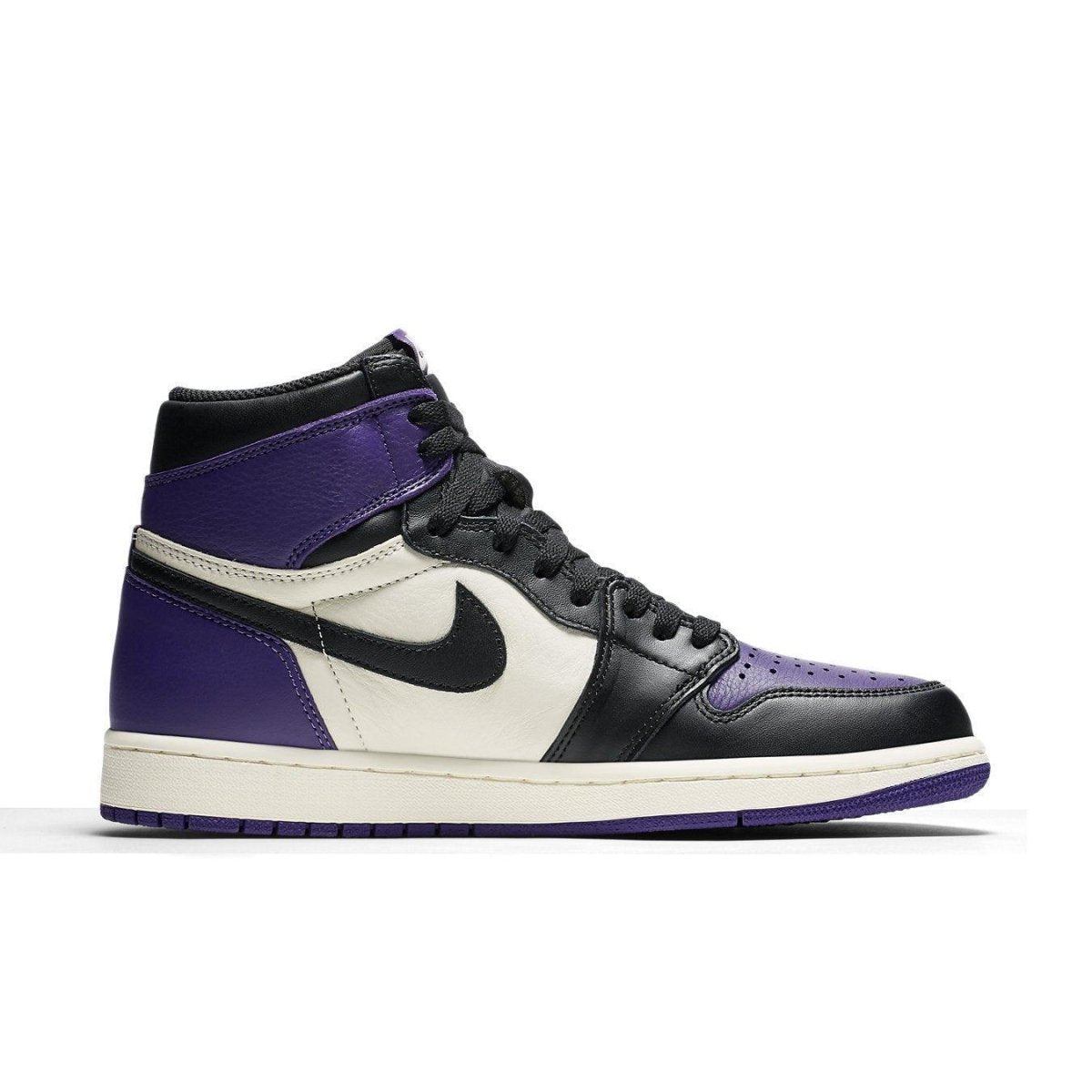 Air Jordan 1 Retro High OG 'Court Purple' sneakers featuring leather upper, Court Purple, black Swoosh, and white quarter panel.