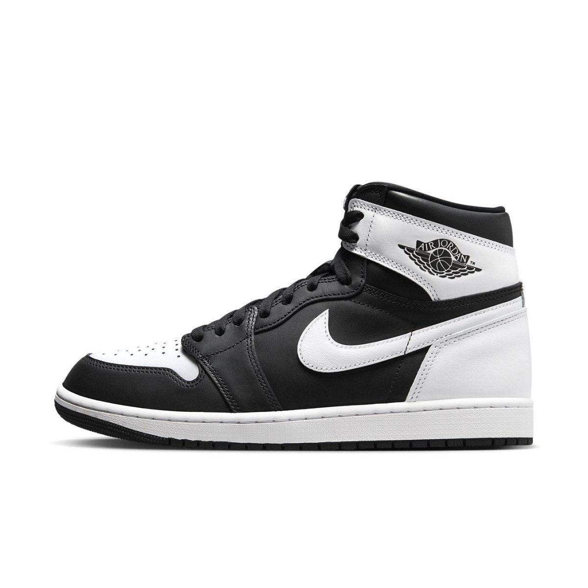 Jordan 1 Retro High OG Black White sneaker featuring a timeless bicolore design with black and white leather.