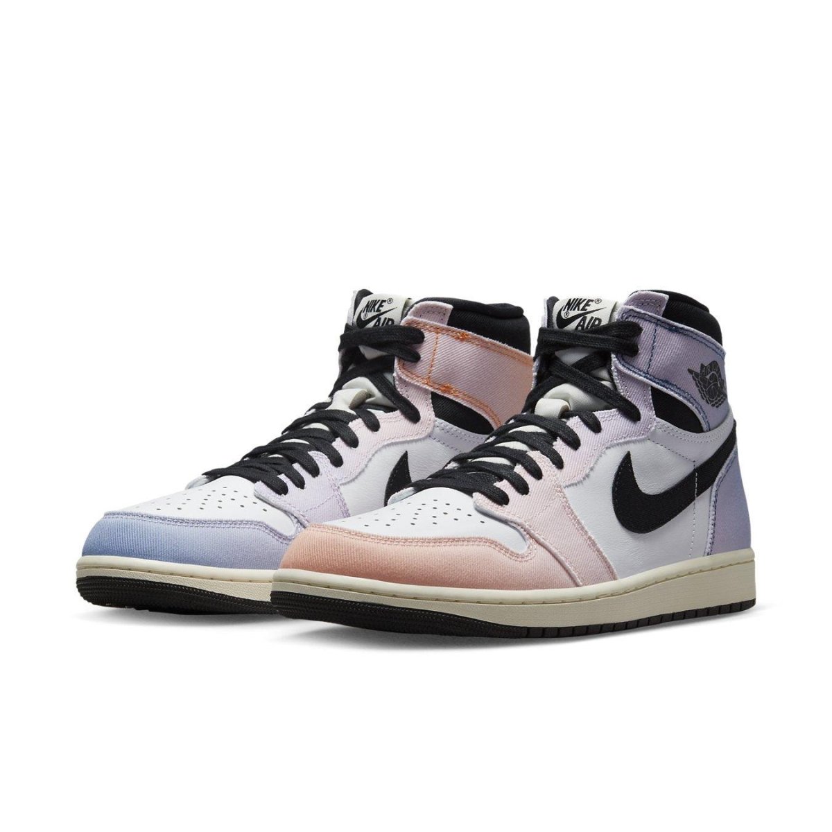 Air Jordan 1 Retro High OG Skyline sneakers showcasing gradient shades of pink and lavender with black accents.