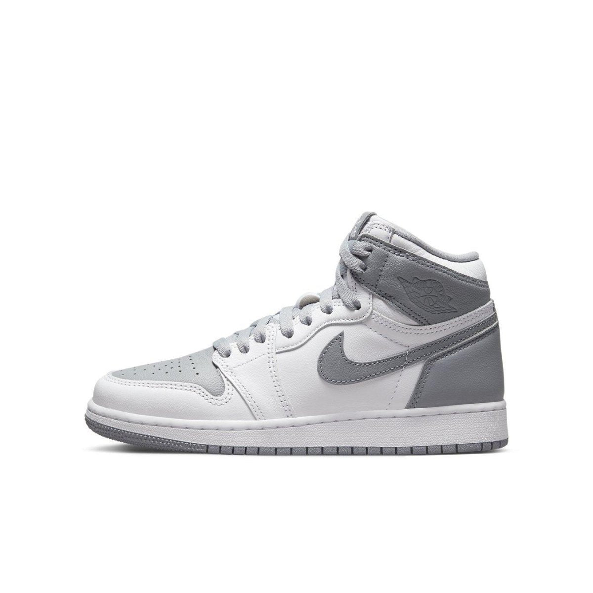Air Jordan 1 Retro High OG Stealth GS sneaker in white and gray colorway for kids.