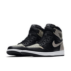 Nike Air Jordan 1 Retro High 'Shadow' 2018 in black and medium grey with white midsole and black outsole.