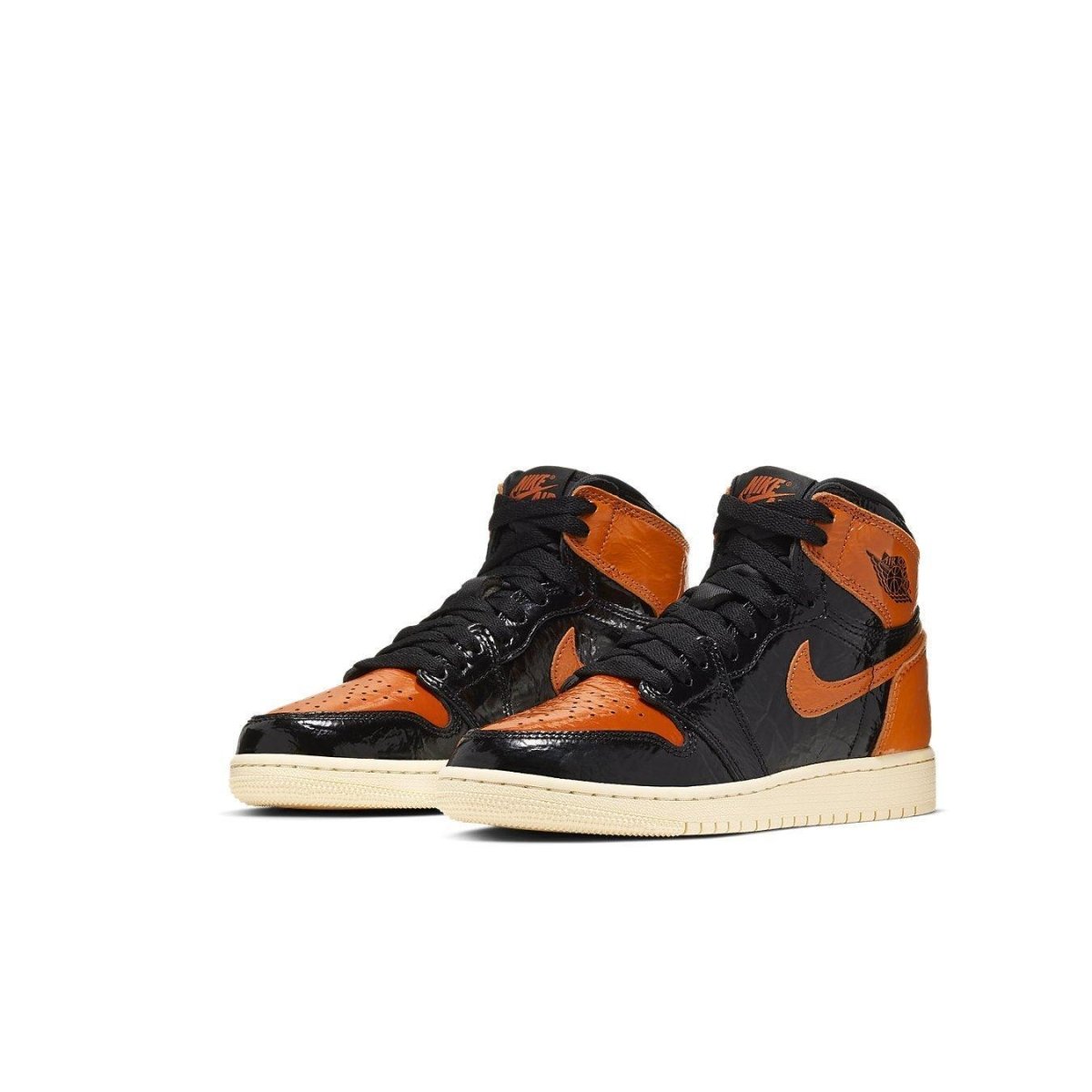 Jordan 1 Retro High Shattered Backboard 3.0 GS sneaker in orange and black colorway, showcasing high-top design.