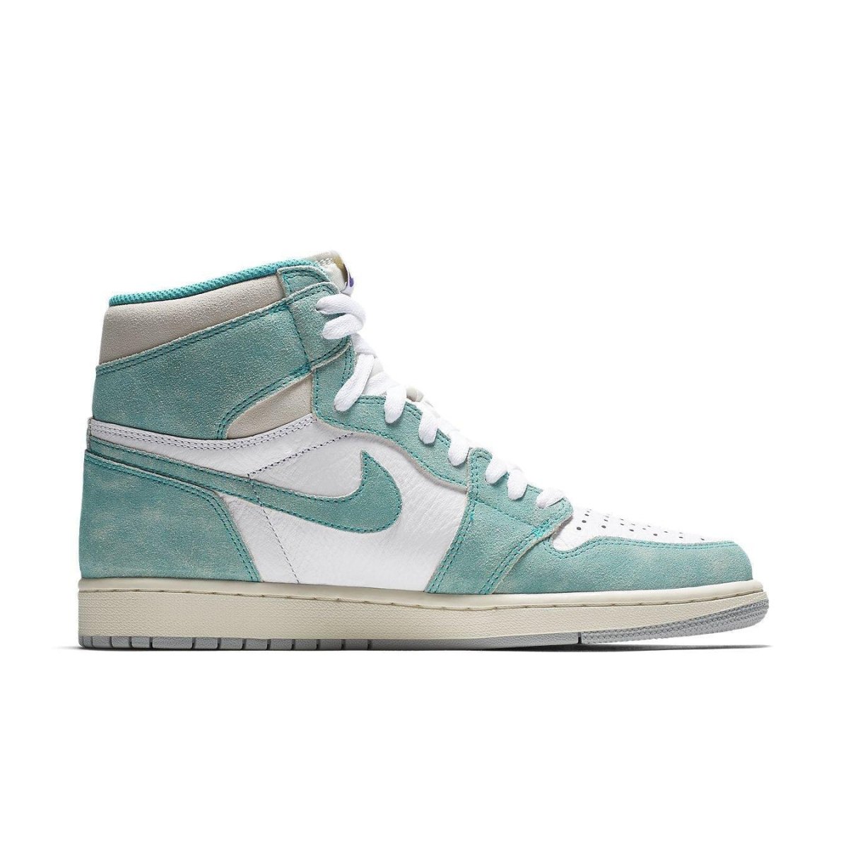Air Jordan 1 Retro High Turbo Green featuring soft suede overlays in Turbo Green and white leather base.