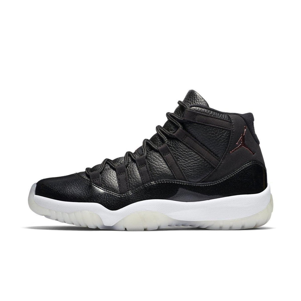 Jordan 11 Retro 72-10 sneaker featuring black leather upper and white sole, commemorating the Bulls' 1995-96 championship.