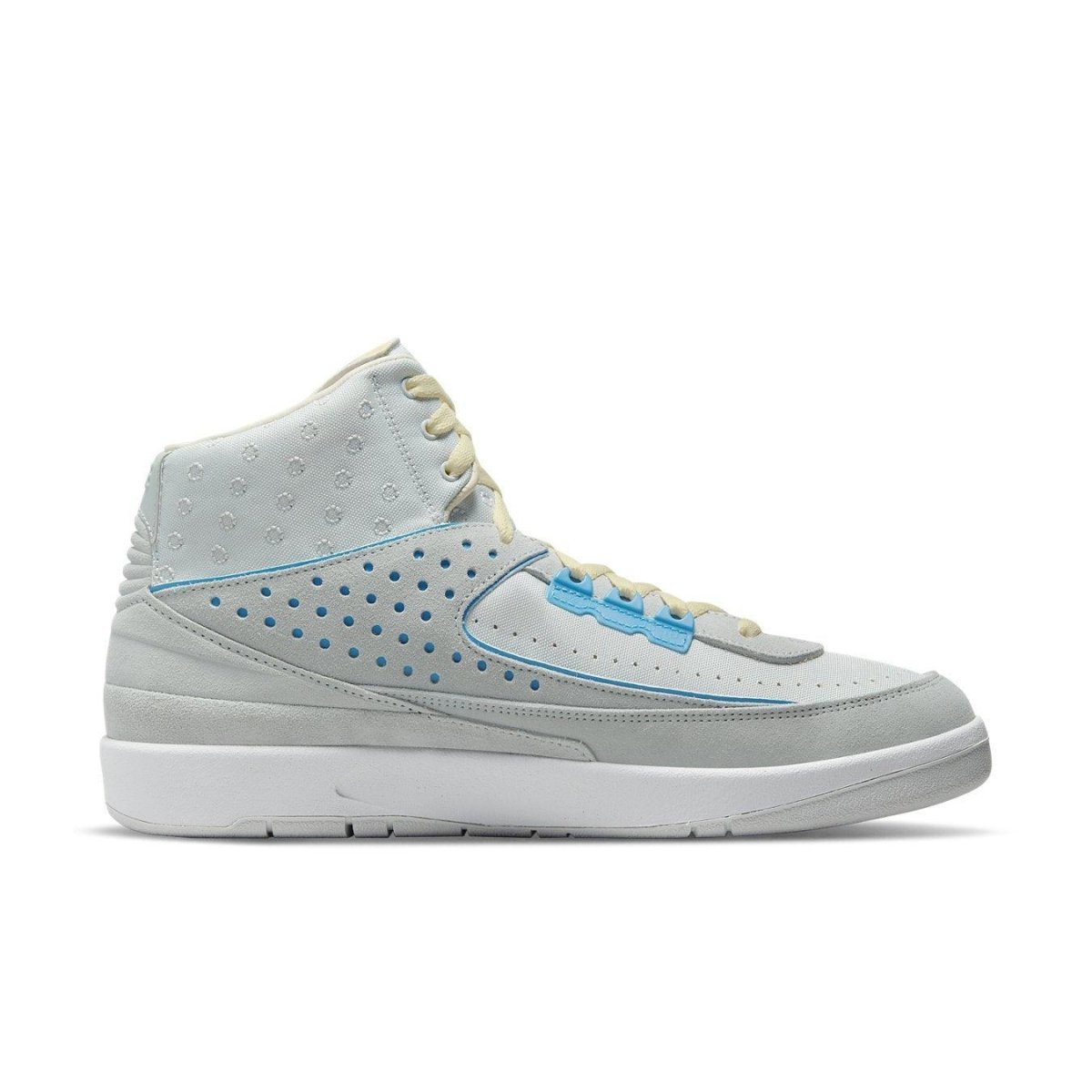 Air Jordan 2 Retro SP Union in Grey Fog with suede upper and blue accents, showcasing a unique design.