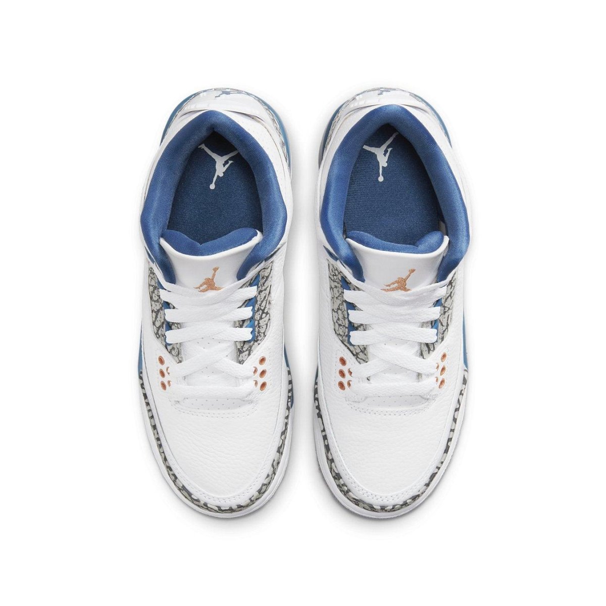 Air Jordan 3 Retro Wizards (GS) shoes featuring white leather upper and grey elephant print details.