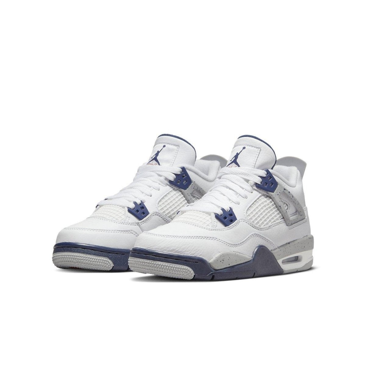 Air Jordan 4 Retro Midnight Navy GS in white leather with dark navy accents and Jumpman logo.