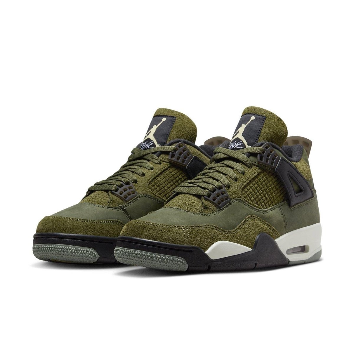 Air Jordan 4 Retro SE Craft in Medium Olive, featuring nubuck and suede upper with black details.