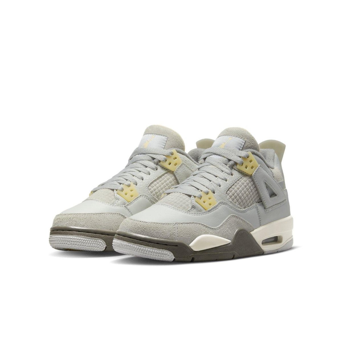 Air Jordan 4 Retro SE Craft Photon Dust sneakers for kids in gray and yellow colorway.