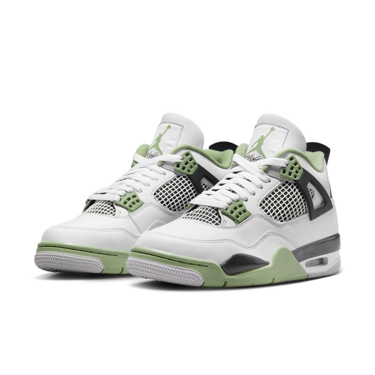 Air Jordan 4 Retro Seafoam (W) featuring premium white leather and green accents, ideal for style and comfort.