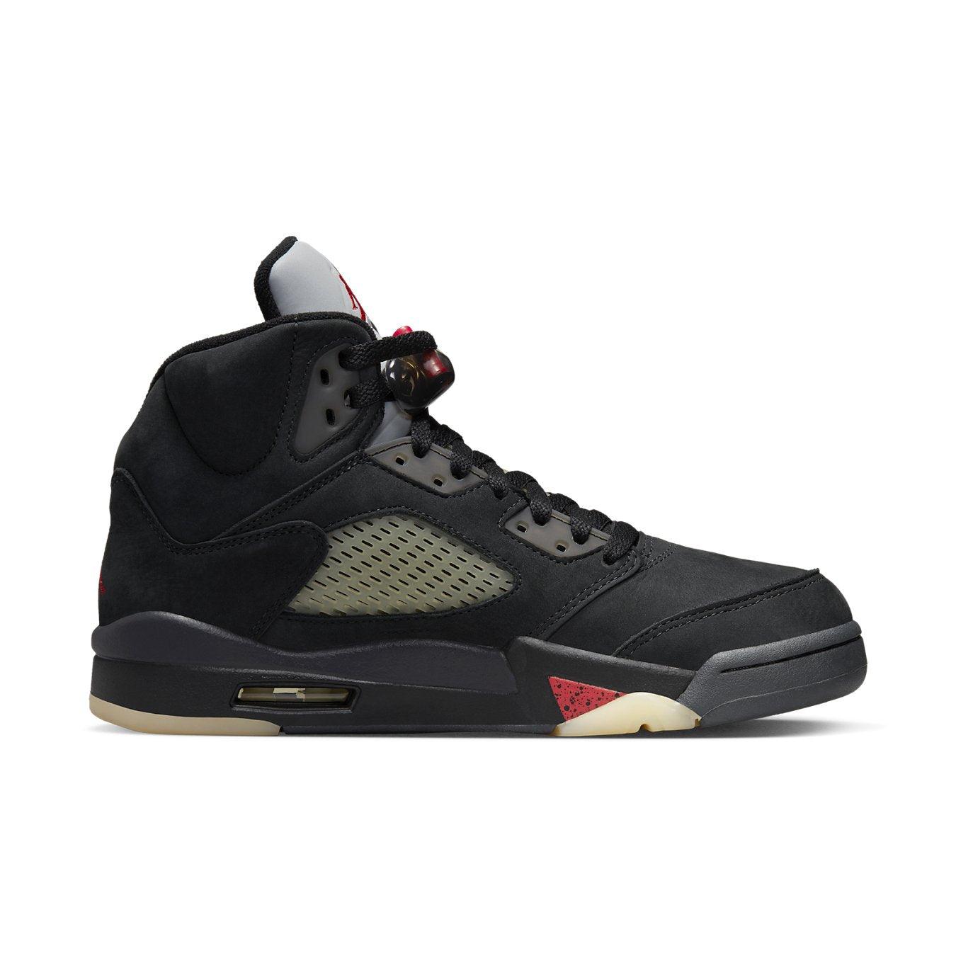 Jordan 5 Retro Gore-Tex Off-Noir Women's sneaker in black nubuck with red and reflective accents.