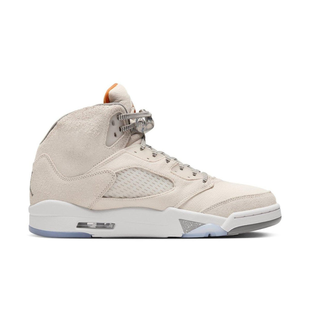 Jordan 5 Retro SE Craft in Light Orewood Brown, showcasing a sleek suede design and modern details.