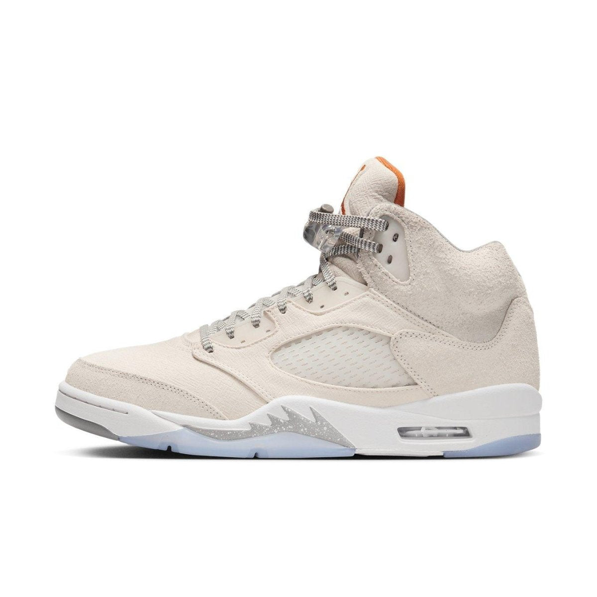 Jordan 5 Retro SE Craft in Light Orewood Brown showcasing a stylish sneaker design with a beige upper and icy sole.