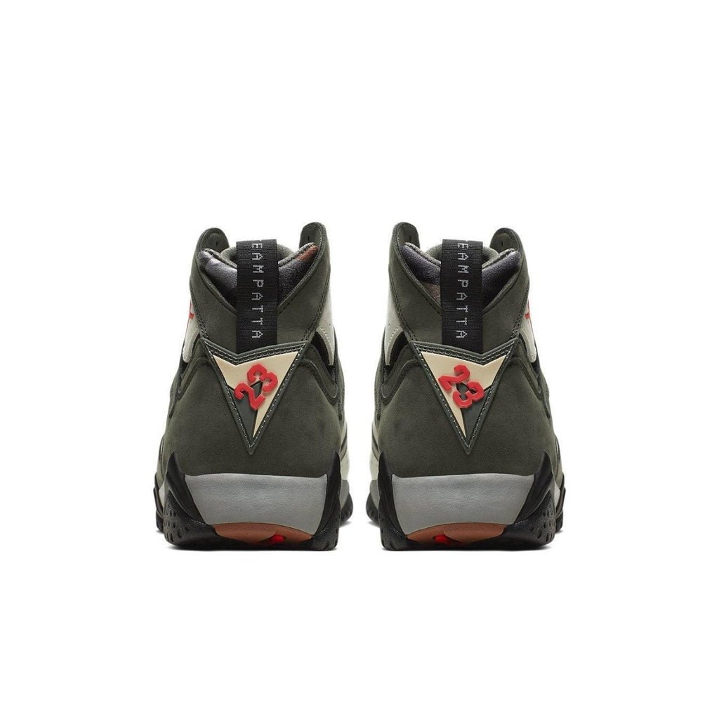 Jordan 7 Retro Patta Icicle sneakers featuring unique design and collaborative branding from Patta.