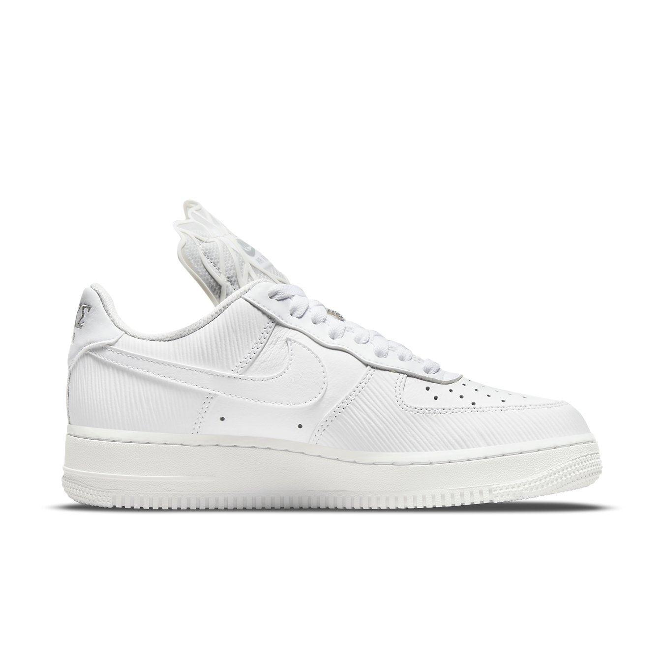 Nike Air Force 1 Goddess of Victory (W) in white, featuring iconic design and tribute to the Goddess of Victory.