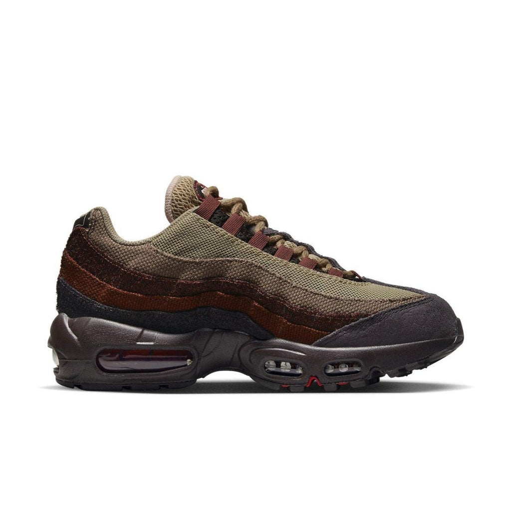 Nike Air Max 95 Anatomy of Air women's sneakers in olive and brown, showcasing comfort and style for everyday wear.