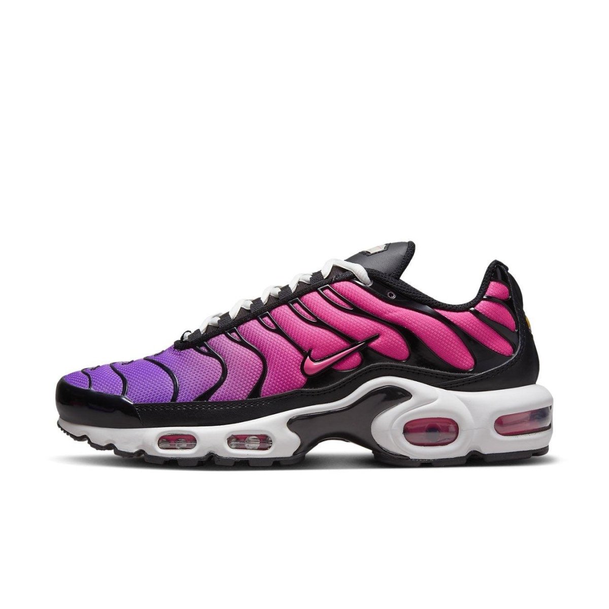 Nike Air Max Plus Dusk (W) featuring a gradient purple to pink upper with black details and white midsole.