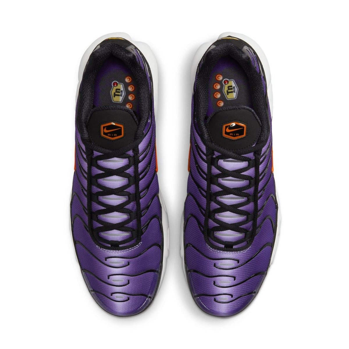 Nike Air Max Plus OG Voltage Purple 2024 sneaker with vibrant purple gradient design and classic 90s style details.