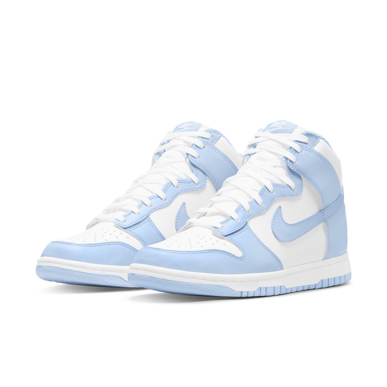 Nike Dunk High Aluminium Women's sneakers in white and light blue colorway, with premium leather uppers.