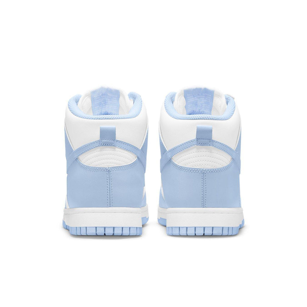 Nike Dunk High Aluminum (W) women's sneakers in blue and white, featuring premium leather uppers and padded collar.