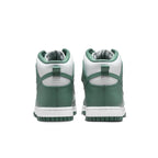 Nike Dunk High Bicoastal women's sneakers, featuring green and white colorway with high collar and padded ankle.