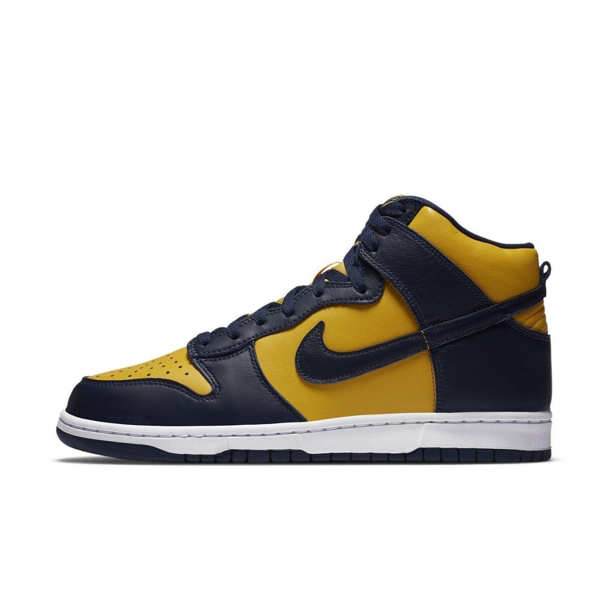Nike Dunk High Michigan 2020 in yellow and navy blue leather, featuring signature design elements and retro style.
