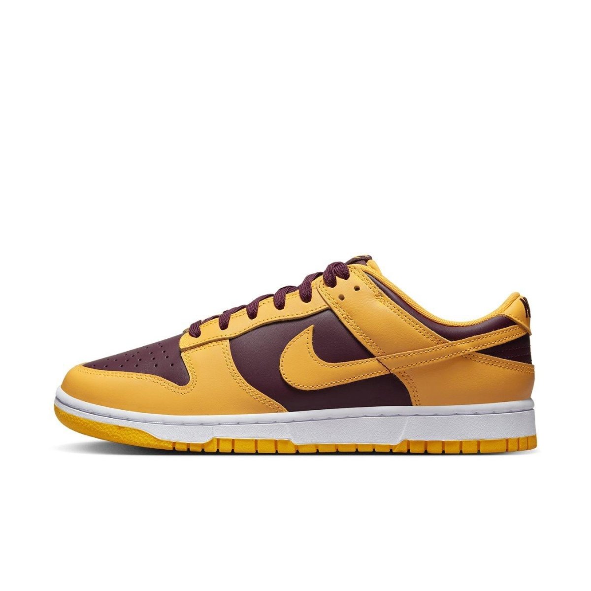 Nike Dunk Low Arizona State in bordeaux and yellow, featuring a stylish design with perforated toe for ventilation.