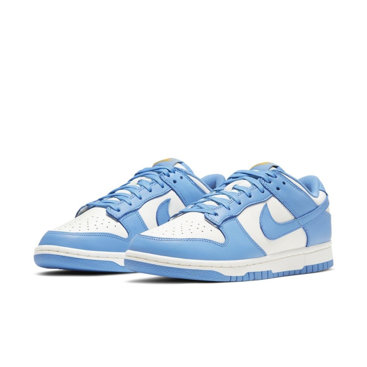 Nike Dunk Low Coast (W) sneakers in blue and white colorway, showcasing a stylish low-top silhouette.