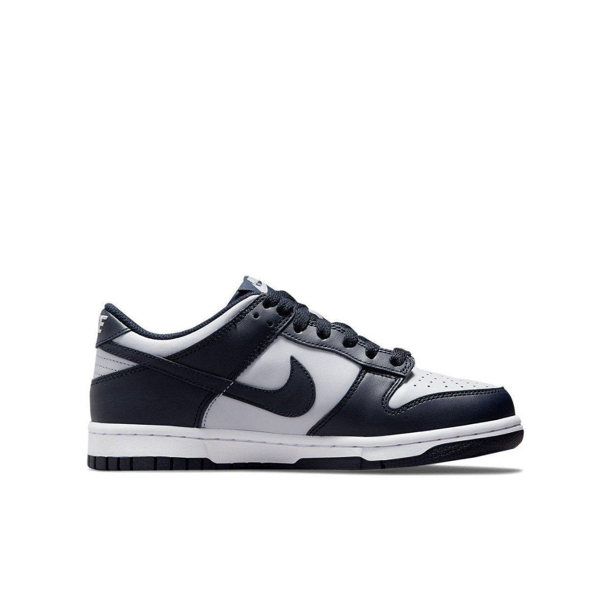 Nike Dunk Low Georgetown (GS) in grey and dark obsidian colorway, designed for kids with classic basketball style.