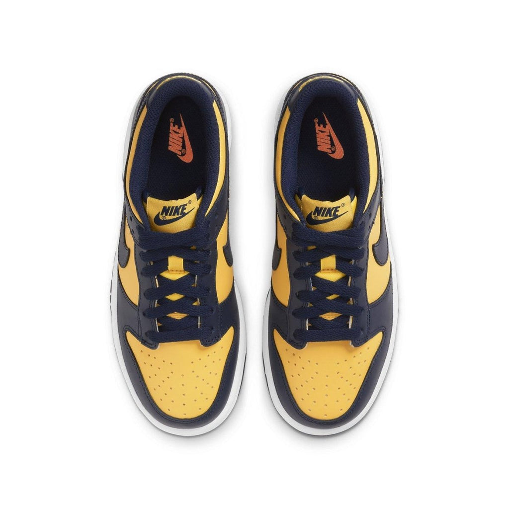 Nike Dunk Low Michigan 2021 GS sneakers in yellow and navy blue, featuring classic design and comfortable fit.