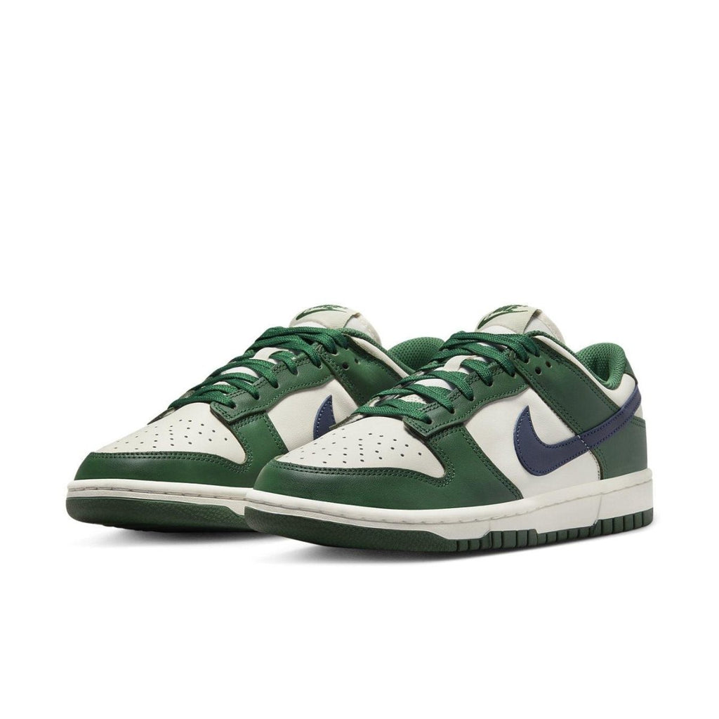 Nike Dunk Low Retro in Gorge Green and Midnight Navy, featuring smooth white leather and iconic Swoosh design.