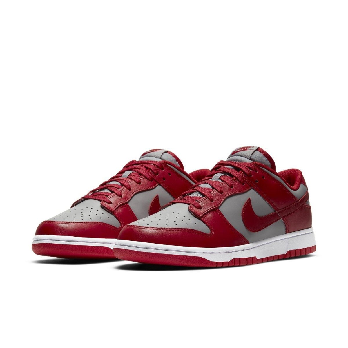 Nike Dunk Low Retro in Medium Grey and Varsity Red, inspired by UNLV colors, featuring low-top design.