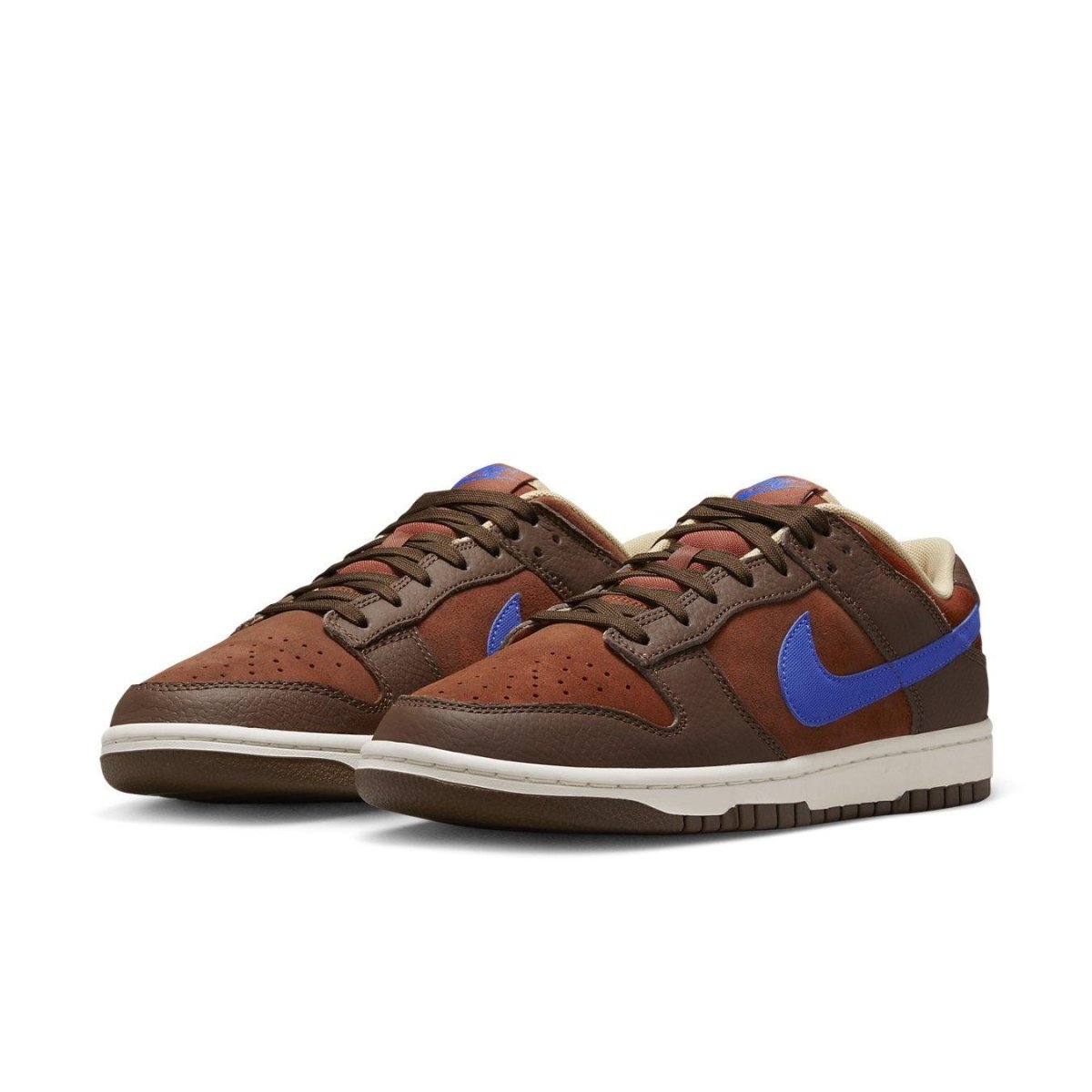 Nike Dunk Low Retro PRM Mars Stone in brown and Comet Blue with suede upper and lightweight design.