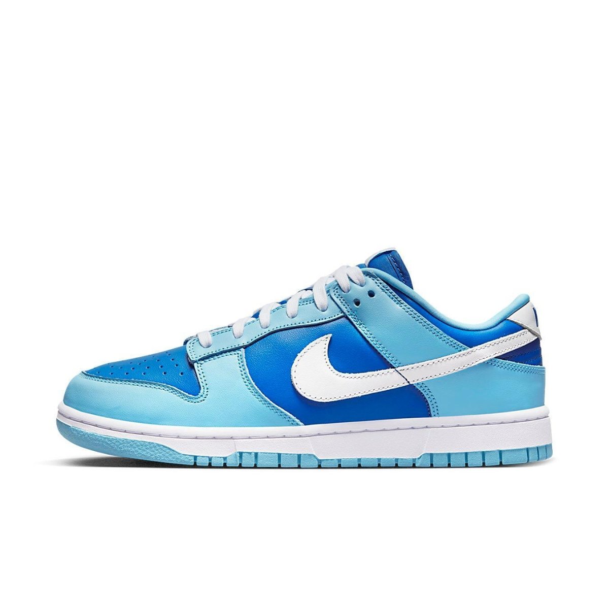 Nike Dunk Low Retro QS Argon 2022 sneakers in blue shades with white Swoosh, side view display.