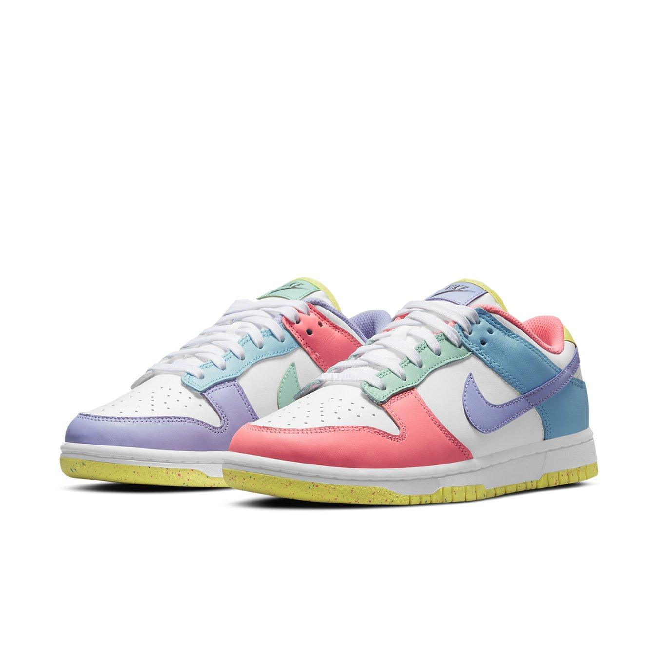 Nike Dunk Low SE Easter Candy sneakers in pastel colors, featuring white, pink, and purple accents. Perfect for Easter.