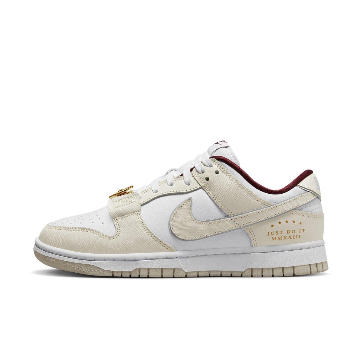 Nike Dunk Low SE Just Do It in white and Phantom, stylish design for women's daily wear.