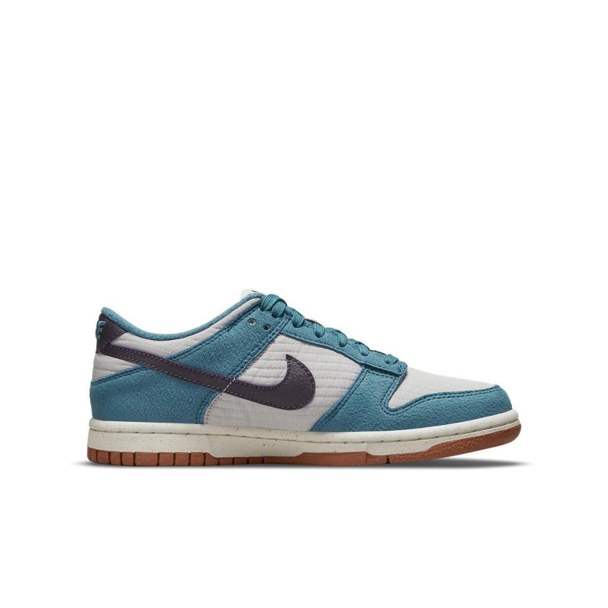 Nike Dunk Low SE Toasty Rift Blue (GS) featuring quilted fabric and brushed suede, ideal for comfort and style.