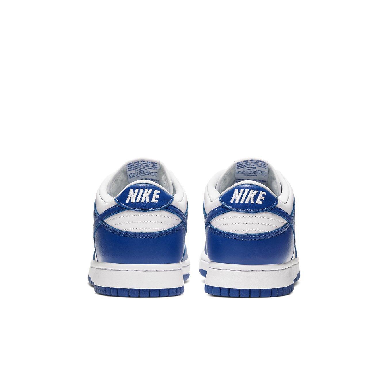 Nike Dunk Low SP Kentucky 2020 shoe rear view featuring white and royal blue design.