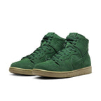 Nike SB Dunk High Decon in Gorge Green, featuring a premium suede upper and gum sole for a stylish look.