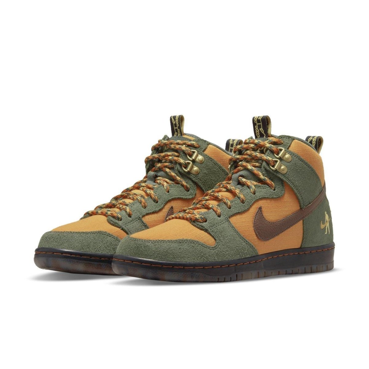 Nike SB Dunk High Pass~Port Work Boots in green and brown with rope laces and metal eyelets, designed for durability and style.