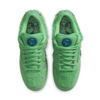 Nike SB Dunk Low Grateful Dead Bears Green sneaker with furry green upper and playful bear design on tongue.